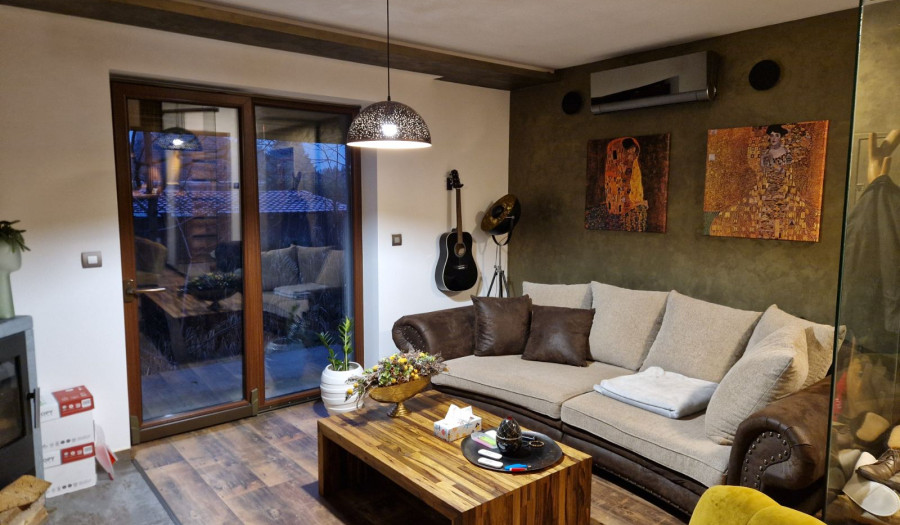 BOSEN | Rodinný dom so súkromným jazerom a bazénom v Trstenej na Ostrove