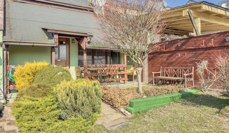 BOSEN | Chata priamo pri vodnej nádrži Ružiná