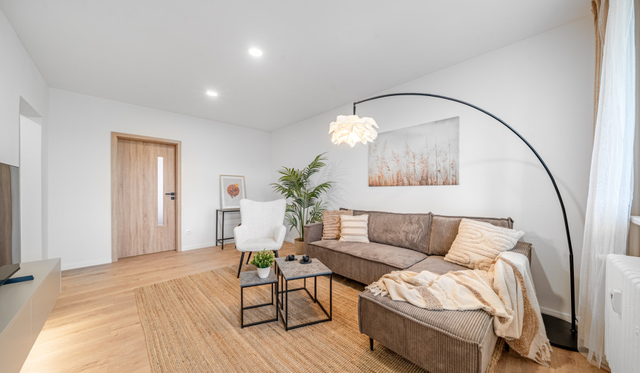 BOSEN | Kompletne zrekonštruovaný a zariadený 4 izbový byt, 82m2, Medveďovej, Petržalka