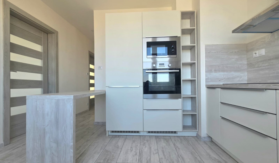 BOSEN | Priestranný 3-izbový byt Golianova, Trnava, 64m2