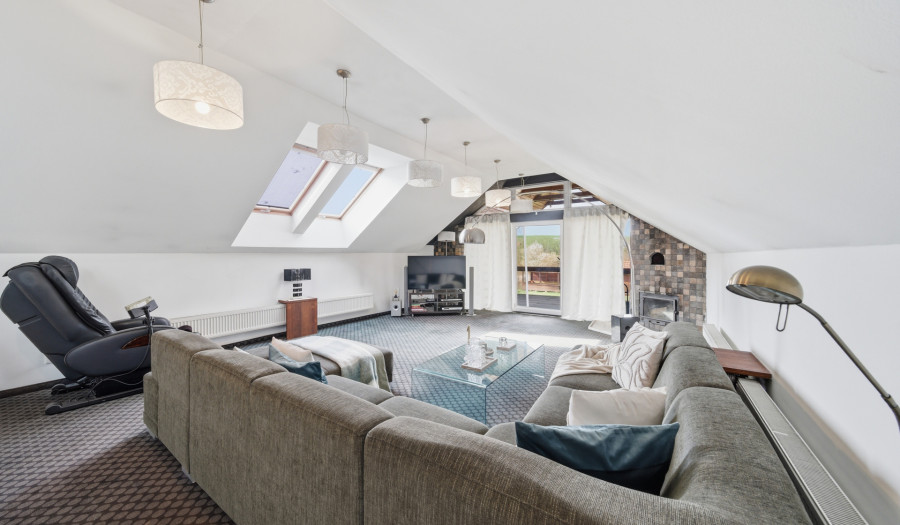 BOSEN | Rodinný dom s wellness a podnikateľským priestorom, Veľké Bielice, 521 m2