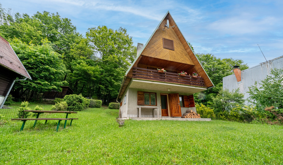 ARISE | Rekreačná chata s pozemkom Vtáčnik, okres Prievidza