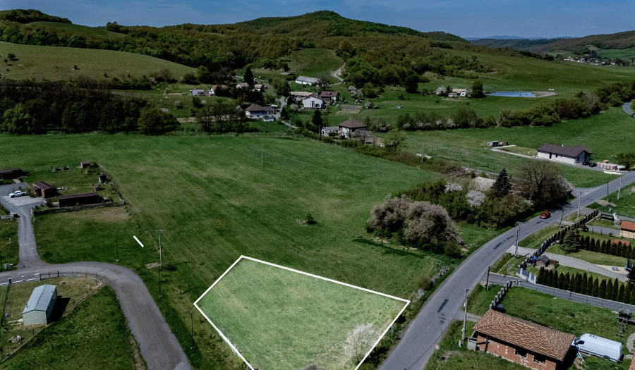 BOSEN | Pozemok na výstavbu rodinného domu, Ratka, 911m2