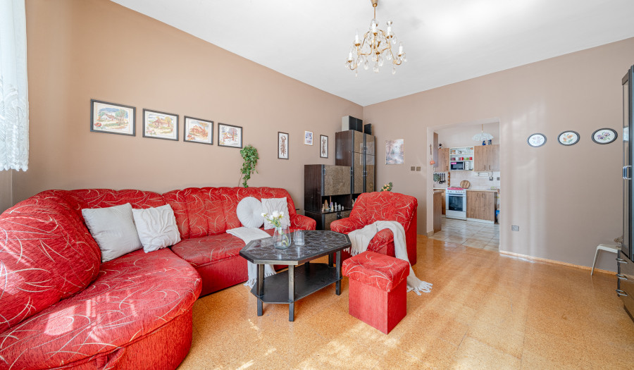 BOSEN | 4 izbový rodinný dom s pozemkom 869 m², Senica