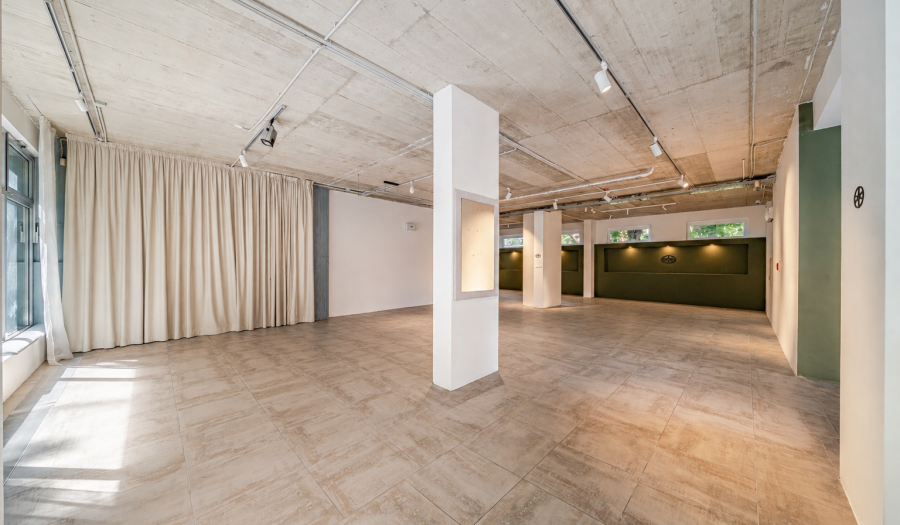 BOSEN | Obchodný priestor s výkladom na Tomášikovej ulici v Ružinove, 175 m²