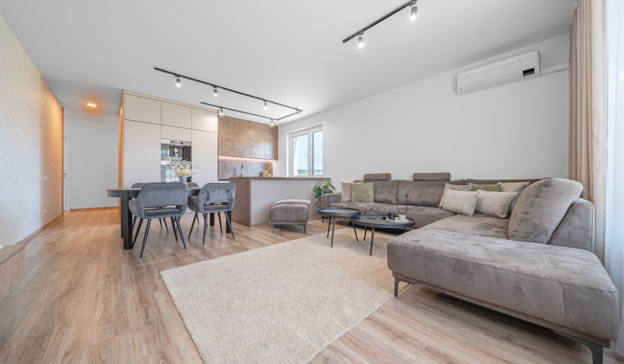 Bosen | 4-izbový byt s loggiou a 2 garážovými státiami, 106 m² – Bory Nový dvor