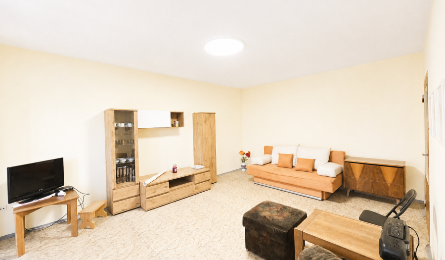 BOSEN | Na prenájom 1 izbový byt (42m2), Haburská, Ružinov