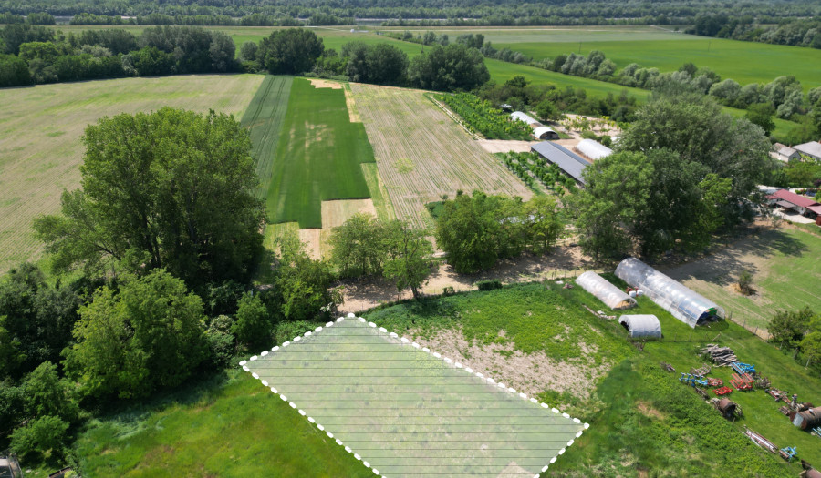 BOSEN| stavebný pozemok v obci Ňárad neďaleko Gabčíkova,  1173 m2