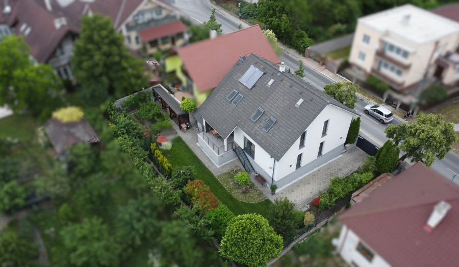 LOYALTERS | Rodinný dom Rača - 5 izbový, plne zariadený