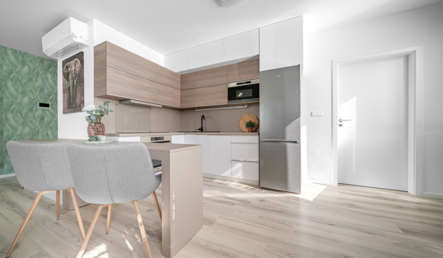 BOSEN | Zariadený 2 izbový klimatizovaný byt v Starom Meste - Vysoká ulica, 62 m²