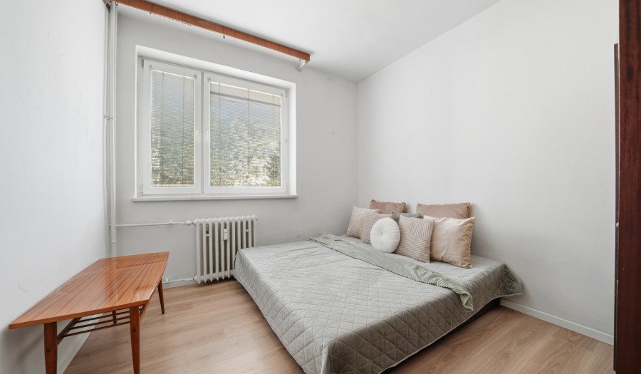 BOSEN | Priestranný 4 izbový byt s balkónom | Hodálova ulica, Bratislava – Karlova Ves