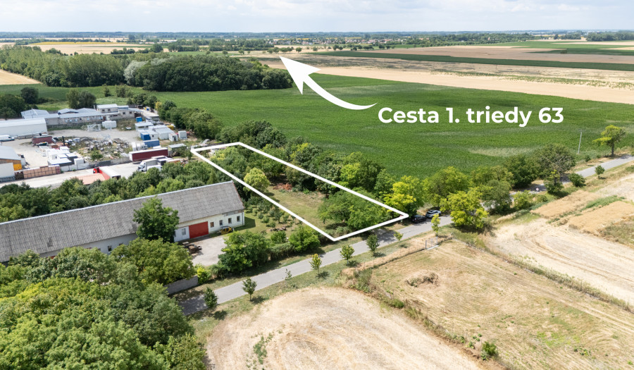 BOSEN | Investičný priemyselný pozemok 2 327 m² pri R7 | Blatná na Ostrove