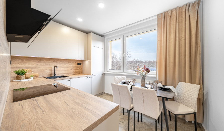 BOSEN | Moderný, kompletne zrekonštruovaný 4 izbový byt, 82 m², Medveďovej, Petržalka
