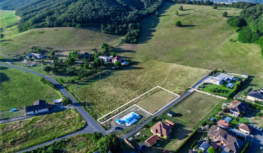 BOSEN | Pozemok na výstavbu rodinného domu, 1419m2, Ratka