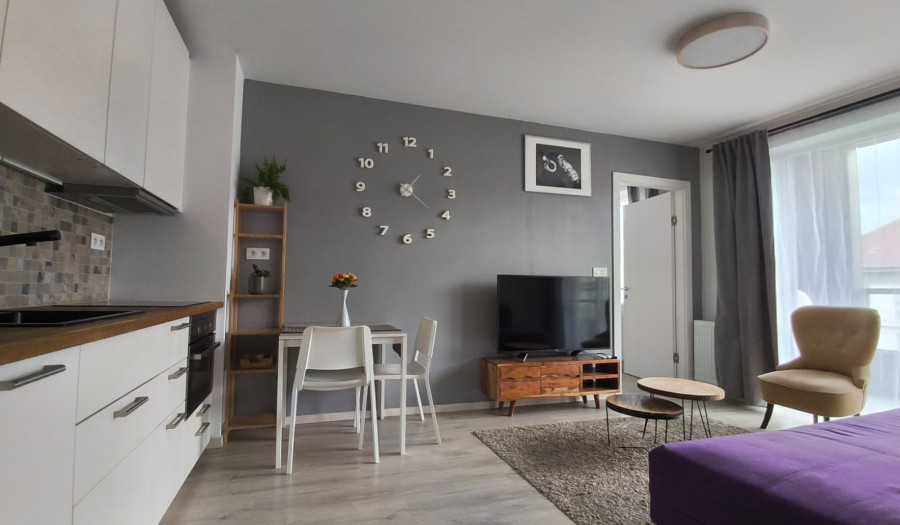 2,5-izbový byt s loggiou a garážovým státím -Urban Residence