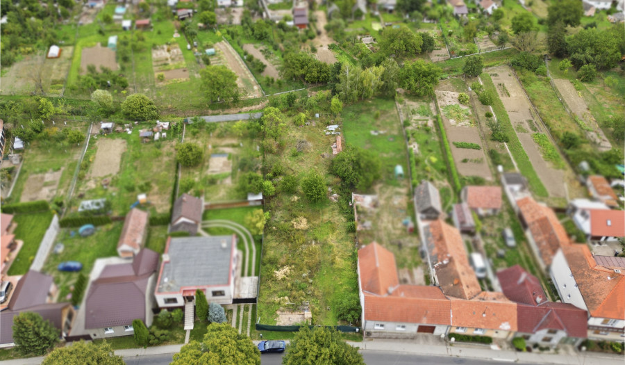 BOSEN | Veľkorysý stavebný pozemok 1585 m2 s projektom, Štefanov, okres Senica