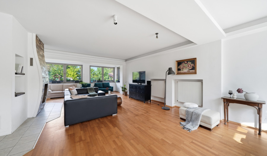 BOSEN | 7i rodinný dom s bazénom, saunou a pozemkom 3 509 m² | Lehnice – Kolónia
