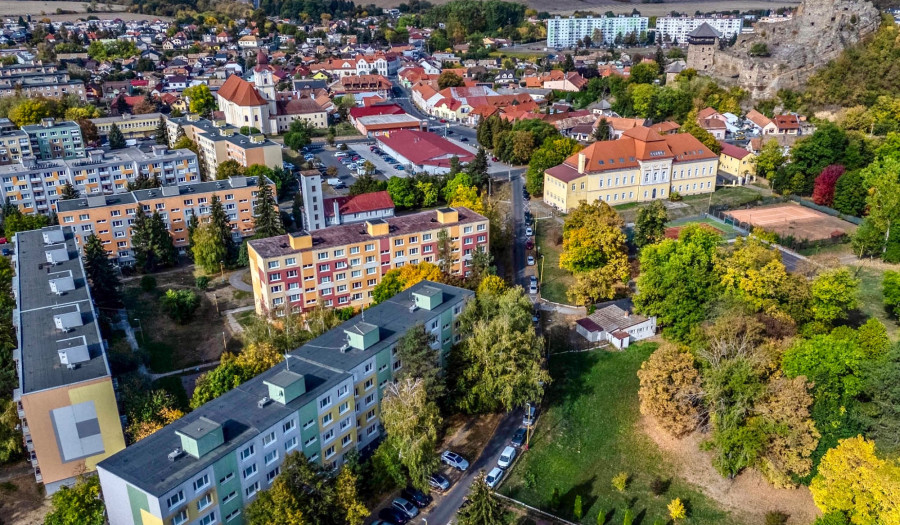 BOSEN | 3izbový byt s balkónom pri parku, Fiľakovo, 73m2