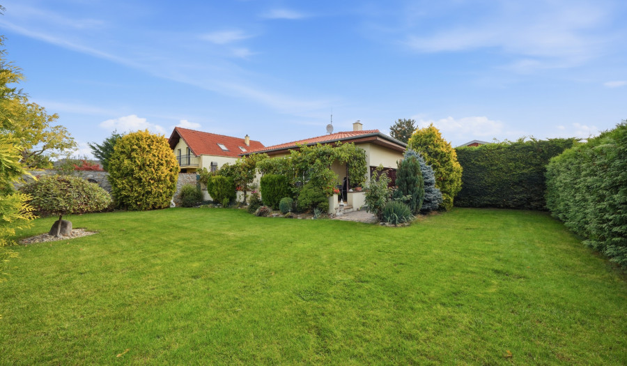 BOSEN | 3 izbový rodinný dom, 529 m2, Studené